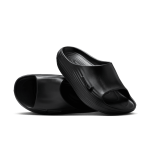 Color Noir du produit Claquettes Nike ReactX Rejuven8 Triple Black