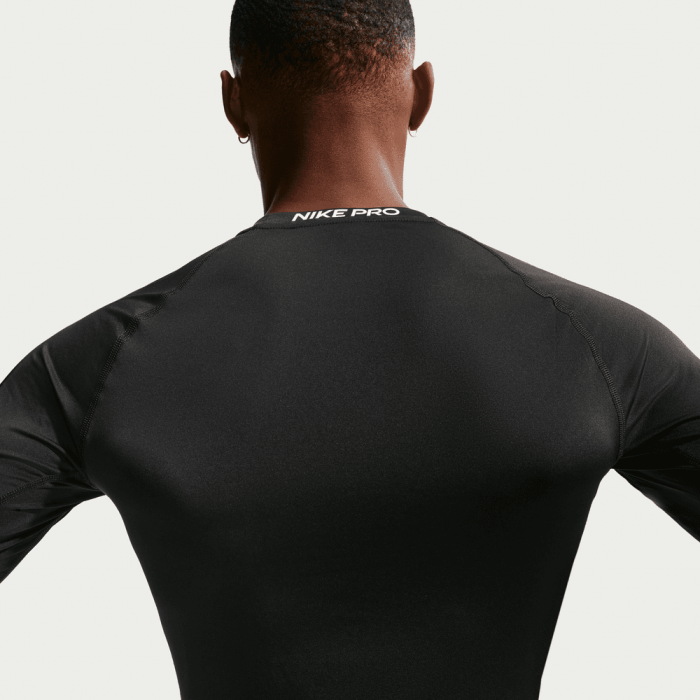 T-Shirt manches longues Nike Pro black/white