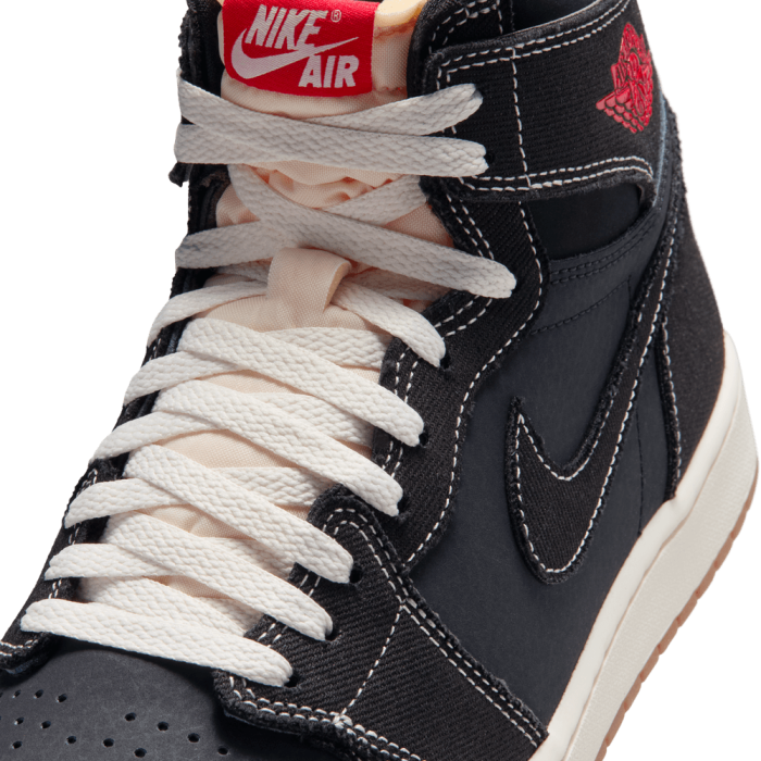 Air Jordan 1 Retro High OG Flight Club 