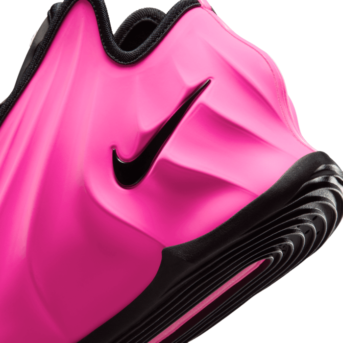 Nike G.T. Future Hyper Pink