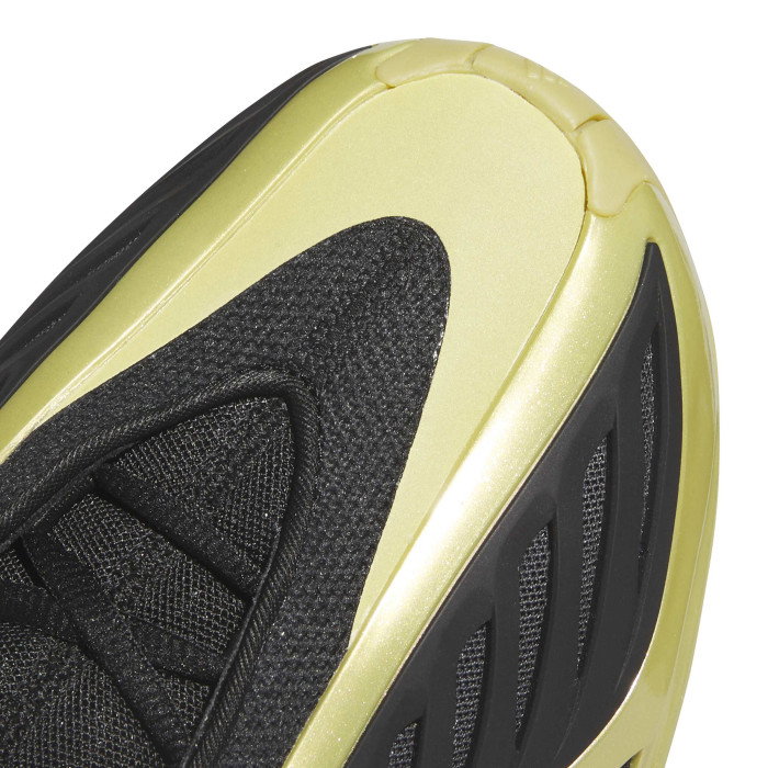 adidas A.E. 2 Black/Gold