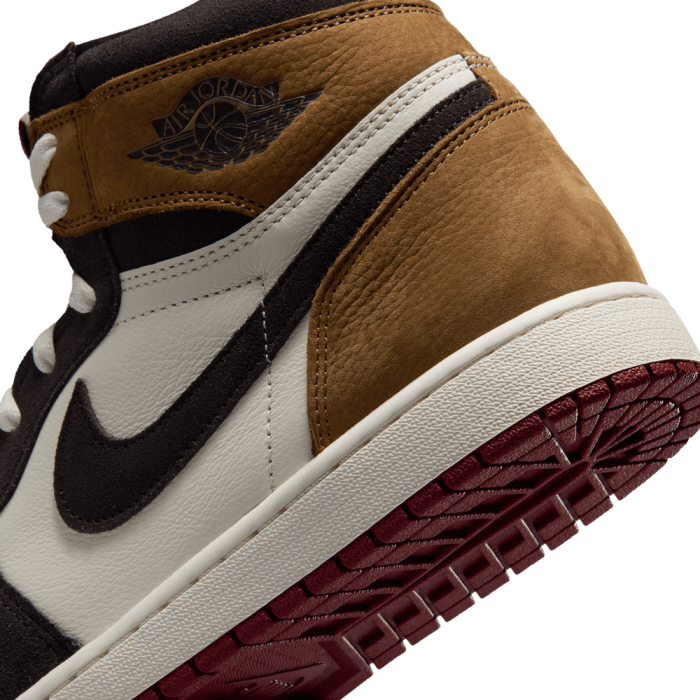 Air Jordan 1 Retro High OG Love Letter