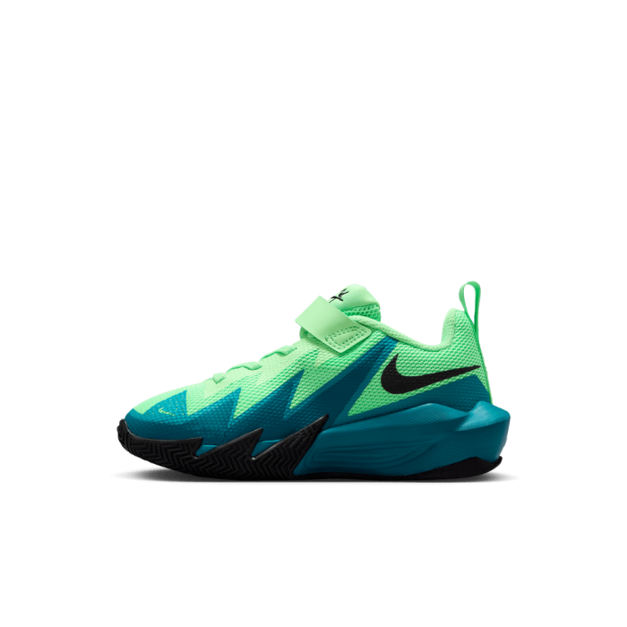Nike S.t. Dynamite illusion green/black-bright spruce