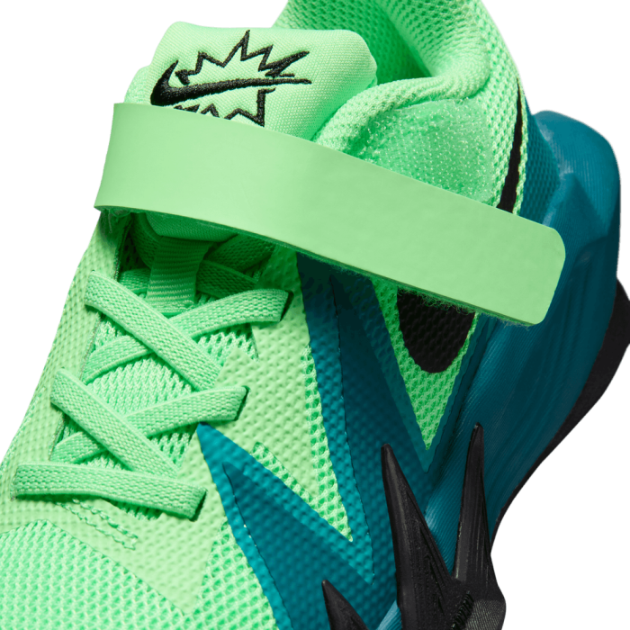 Nike S.t. Dynamite illusion green/black-bright spruce