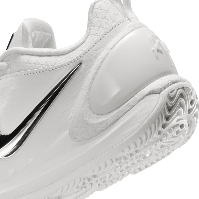 Nike A'two "white Label Lx" sail/metallic silver-black