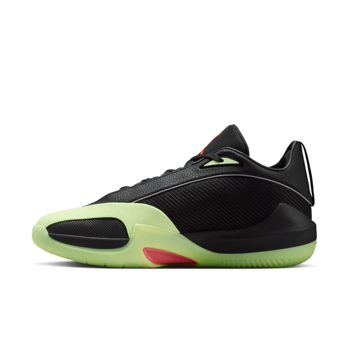 Jordan Triangle black/infrared 23