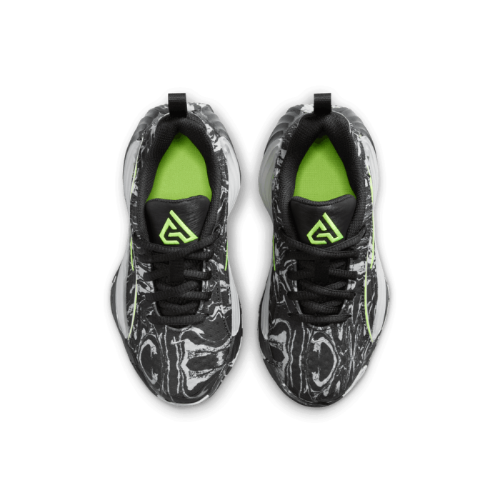 Nike Giannis Immortality 5 black/volt Enfants PS