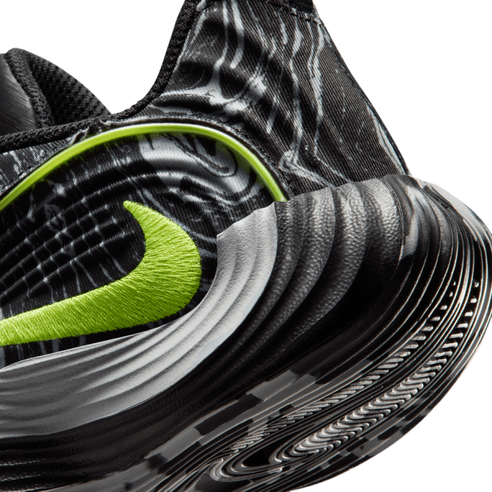 Nike Giannis Immortality 5 black/volt Enfants PS