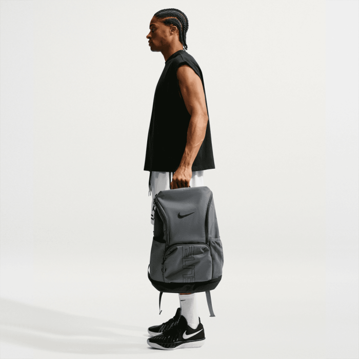 Sac à dos Nike EliteVarsity iron grey