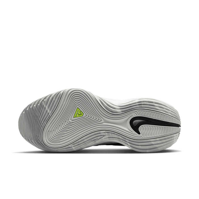 Giannis Immortality 5 white/metallic silver-off white