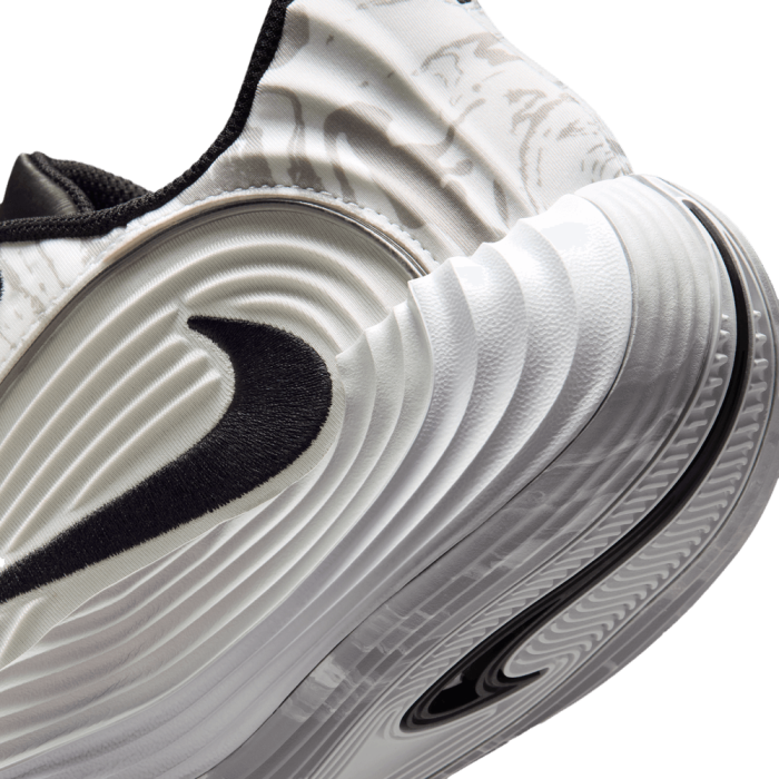 Giannis Immortality 5 white/metallic silver-off white