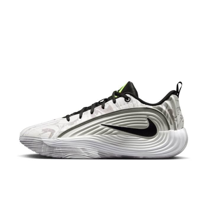 Giannis Immortality 5 white/metallic silver-off white