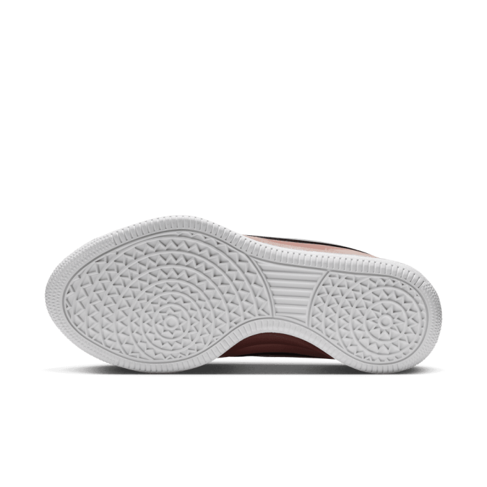 Nike Book 2 x Chevy