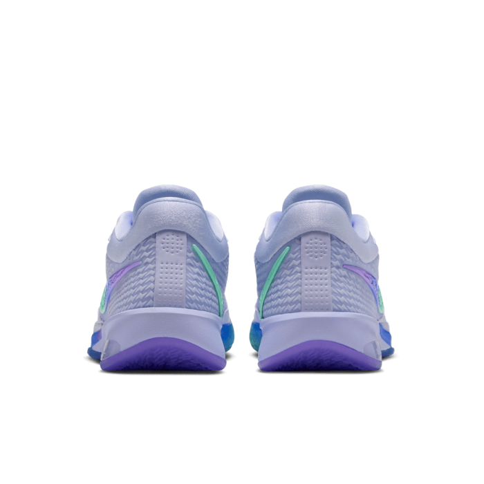 Nike Sabrina 4 "superstition" palest purple/victory lapis-green glow