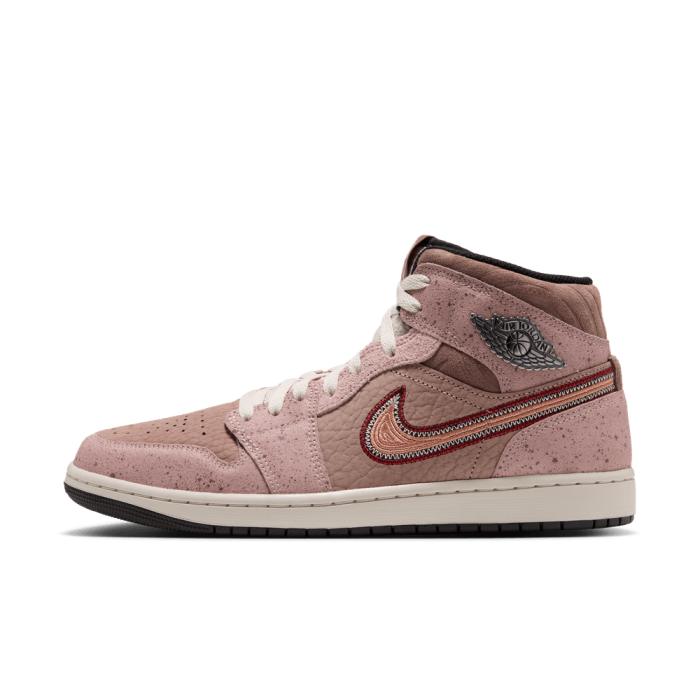 Air Jordan 1 Mid Se Día De Muertos desert dust/terra blush-particle beige