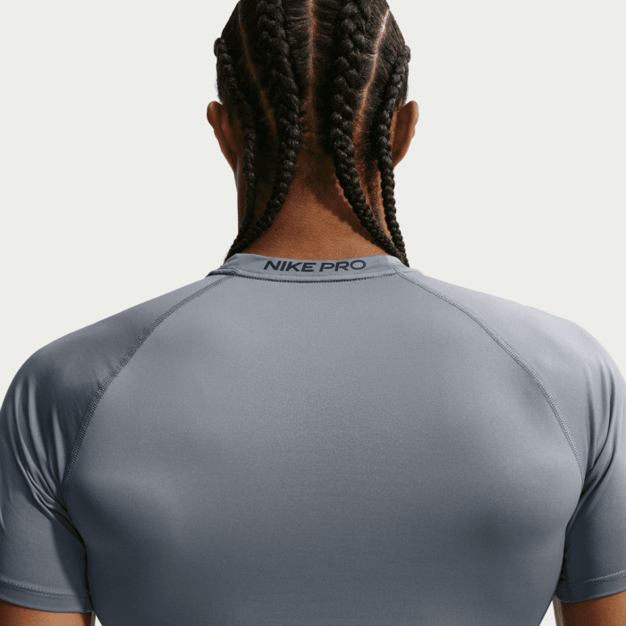T-shirt Nike Pro smoke grey/black