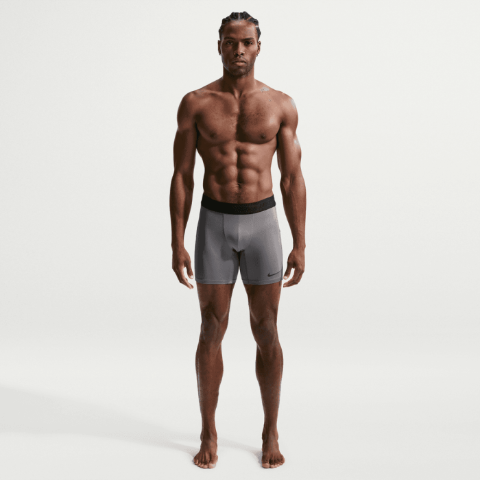 Short compression Nike Pro smoke grey/black