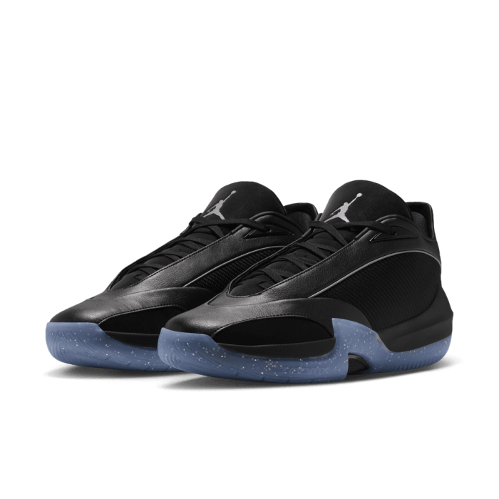 Jordan Triangle black/metallic silver