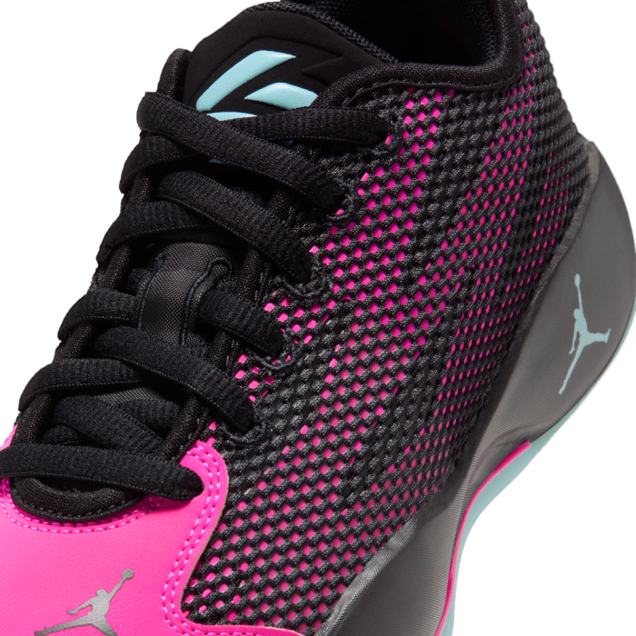 Jordan Luka 77 black/bleached turq-laser fuchsia