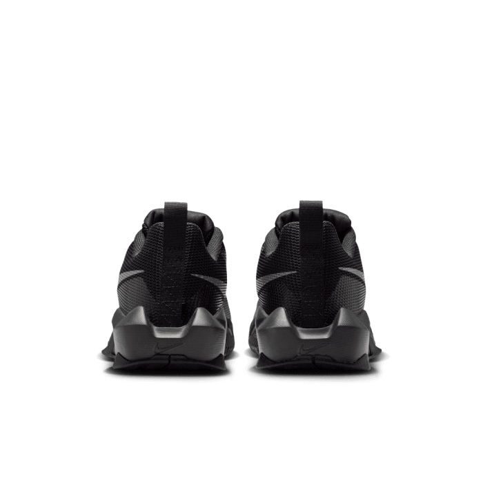 Nike S.t. Dynamite black/black-dk smoke grey GS