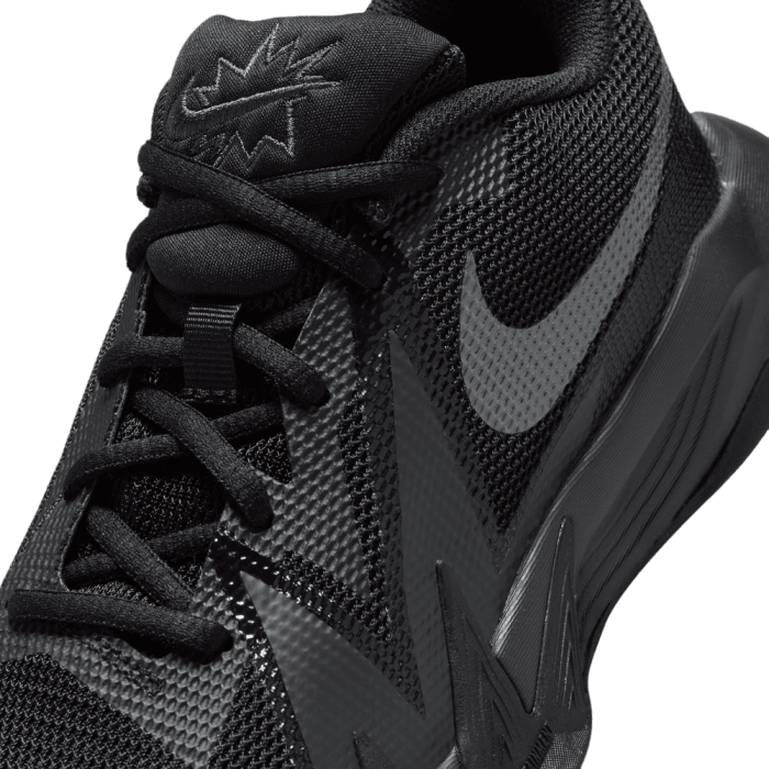 Nike S.t. Dynamite black/black-dk smoke grey GS