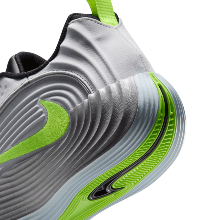 Nike Giannis Immortality 5 metallic silver/volt-black