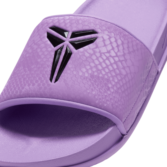 Claquettes Nike Kobe OffCourt Purple Stardust