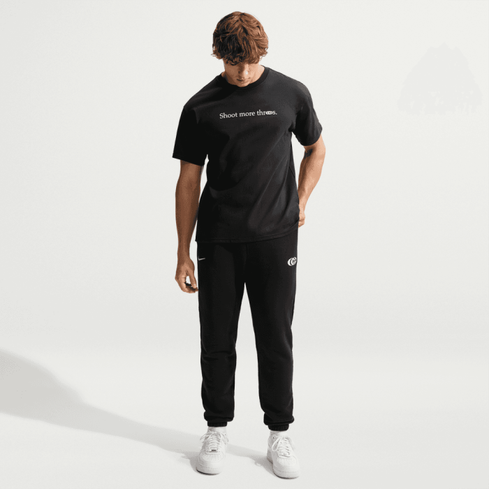 T-shirt Nike Caitlin Clark Shoot More ThrCCs black