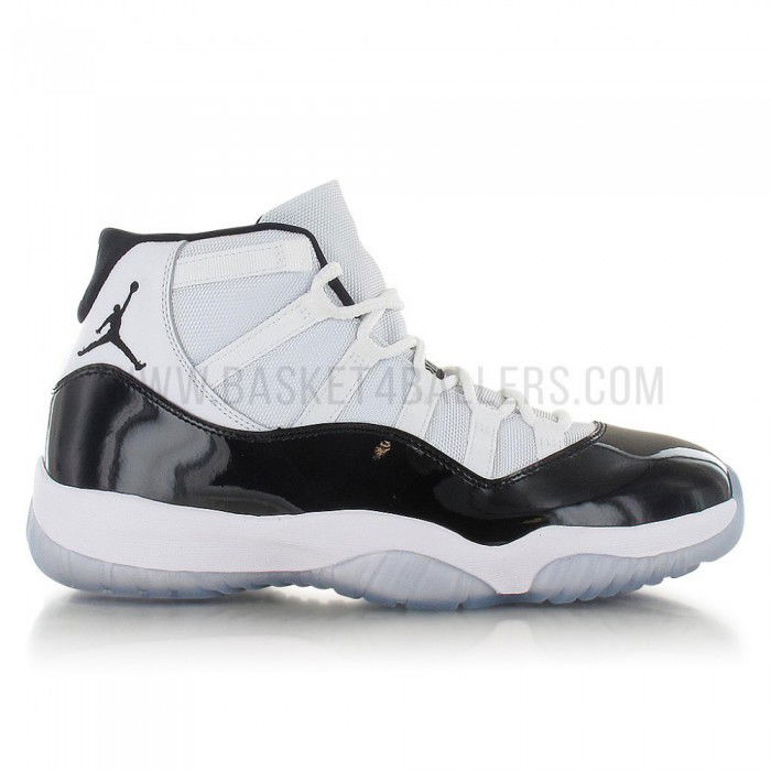 Air Jordan 11 Retro Concord
