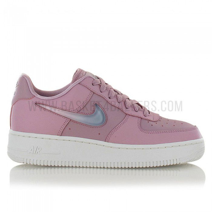 Women's Air Force 1 '07 Se Premium Shoe plum chalk/obsidian mist-summit white