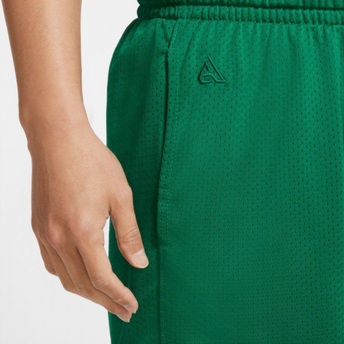 pine green nike shorts