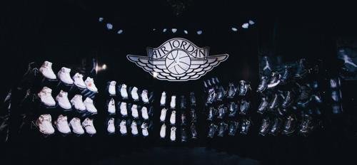 Les images du pack Kobe Bryant x Air Jordan adjugé pour 241 000 dollars !